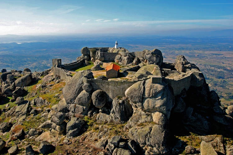 Castelo de Monsanto